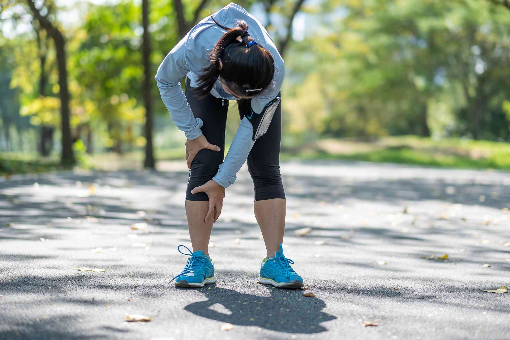 Lee más sobre el artículo Cintilla iliotibial: por qué te duele al correr en Madrid